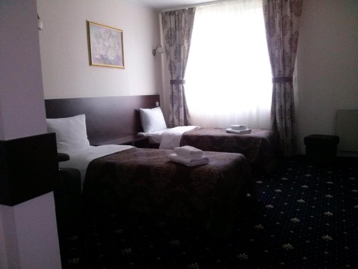 Faraon Hotel Iwano-Frankiwsk Zewnętrze zdjęcie